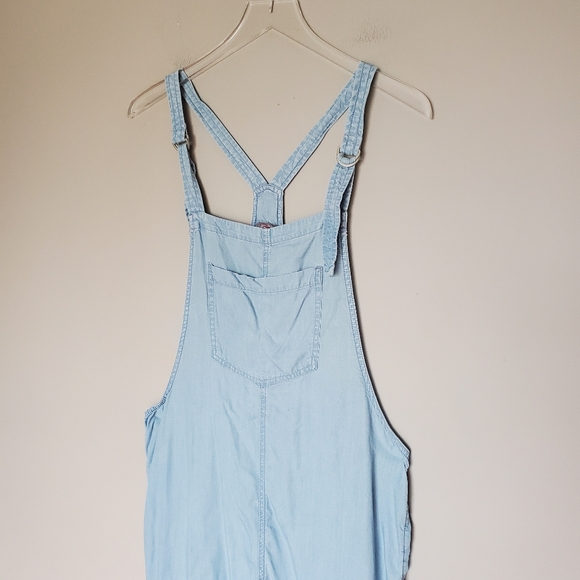 Aerie Chambray Overall Coverall Bib Jumpsuit Beachy Boho Blue Womens Size Medium - Picture 4 of 9